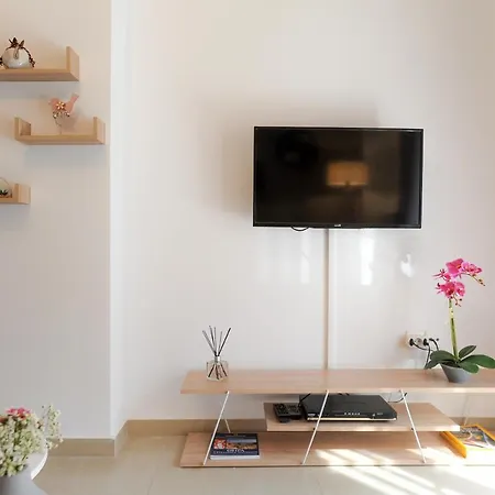 Zen & Geo's Apartment *