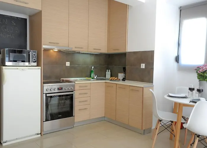 Zen & Geo's #dterra Apartments# Apartment
